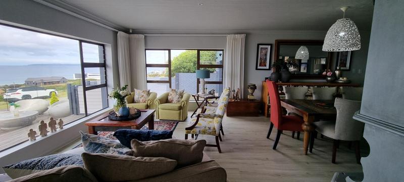 5 Bedroom Property for Sale in Reebok Western Cape